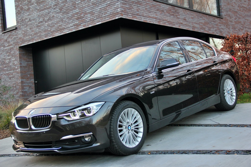 BMW 318dA Berline Luxury Line