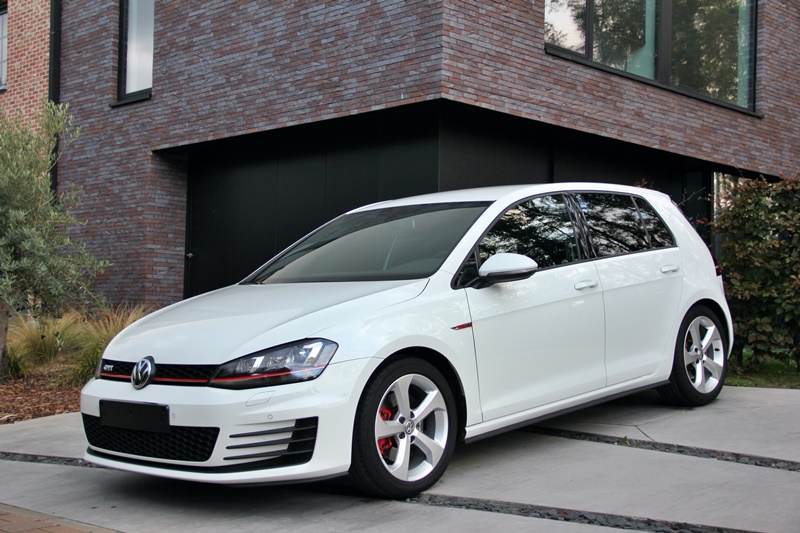 Volkswagen Golf GTI VII 2.0 TFSI