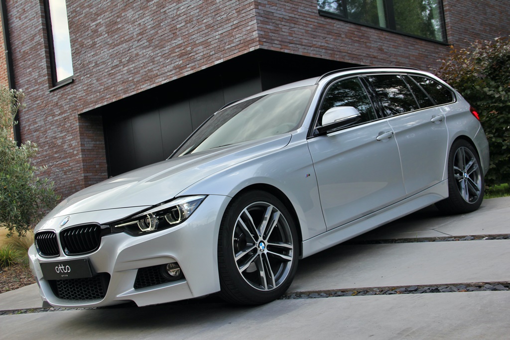 BMW 318iA Touring