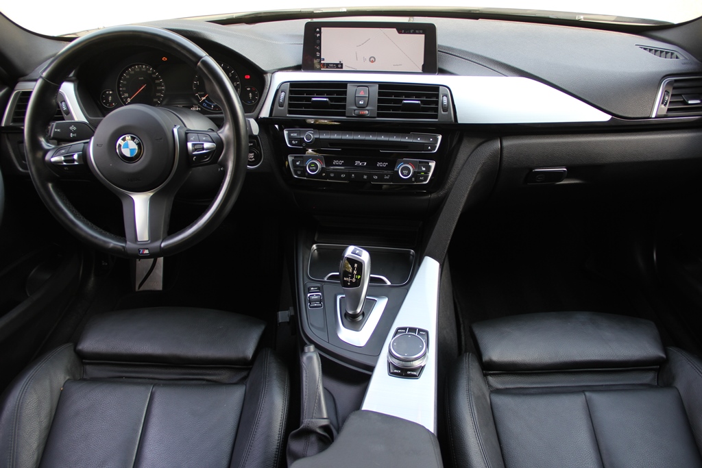 BMW 318iA Touring