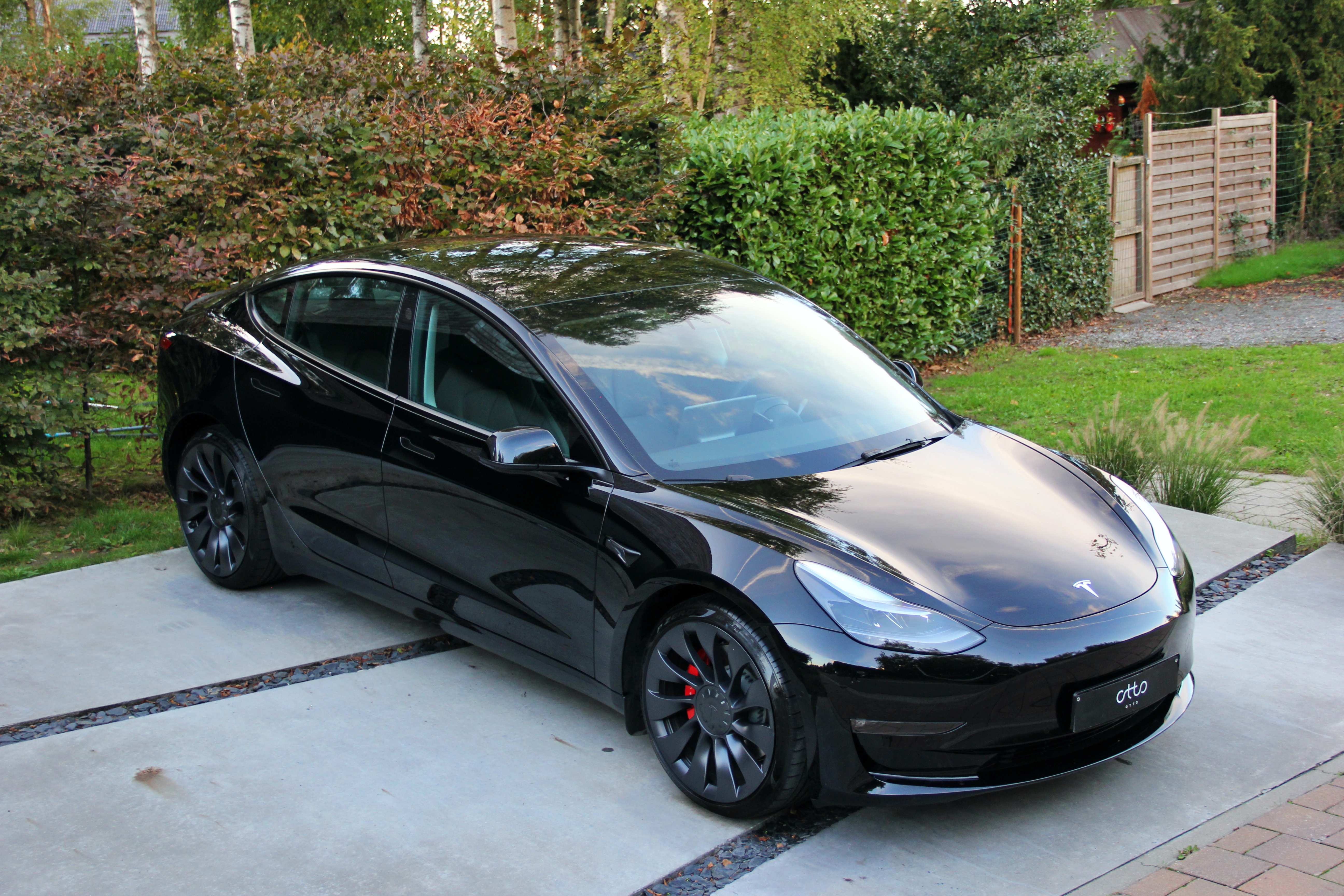 Tesla Model 3 Performance Dual-Motor All-wheel-drive
